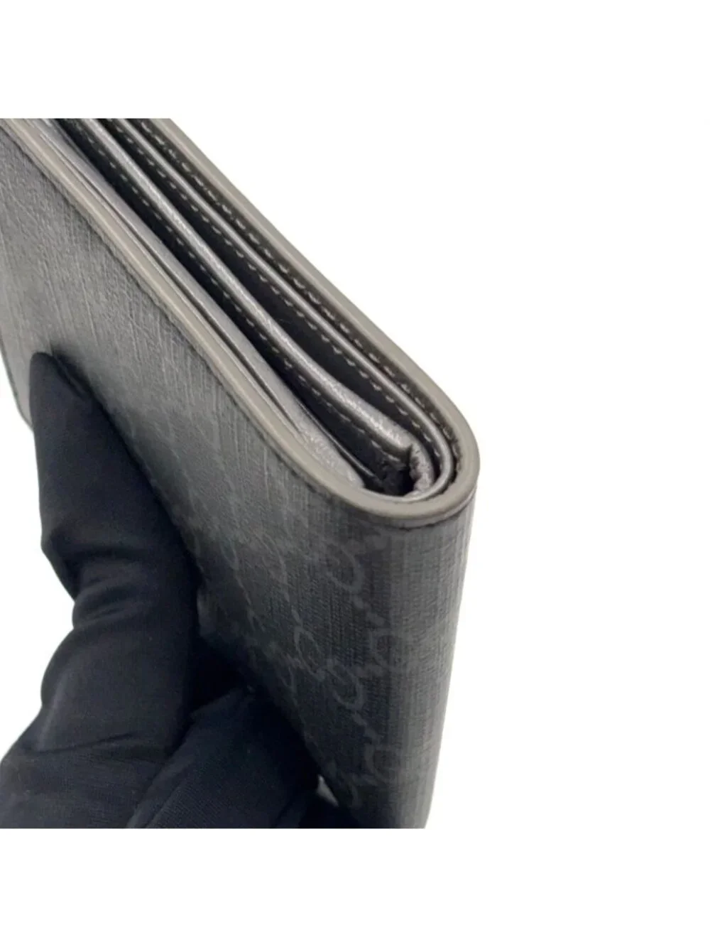 Gucci New Web GG Supreme Gray Bifold Wallet